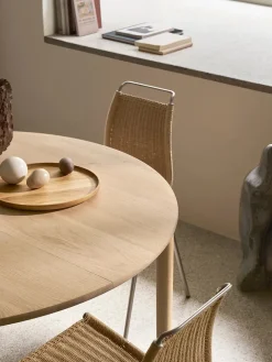 BM0121 Spisebord, olieret eg af Børge Mogensen