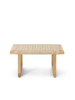 BM0489S Table Bench, papirflet af Børge Mogensen
