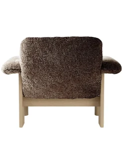 Brasilia Lounge Chair, low back, sheepskin fra Audo Copenhagen