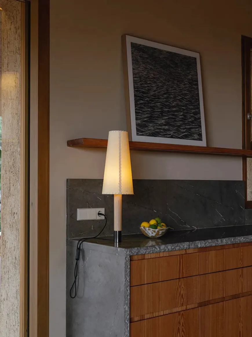 Básica M2 Bordlampe fra Santa and Cole