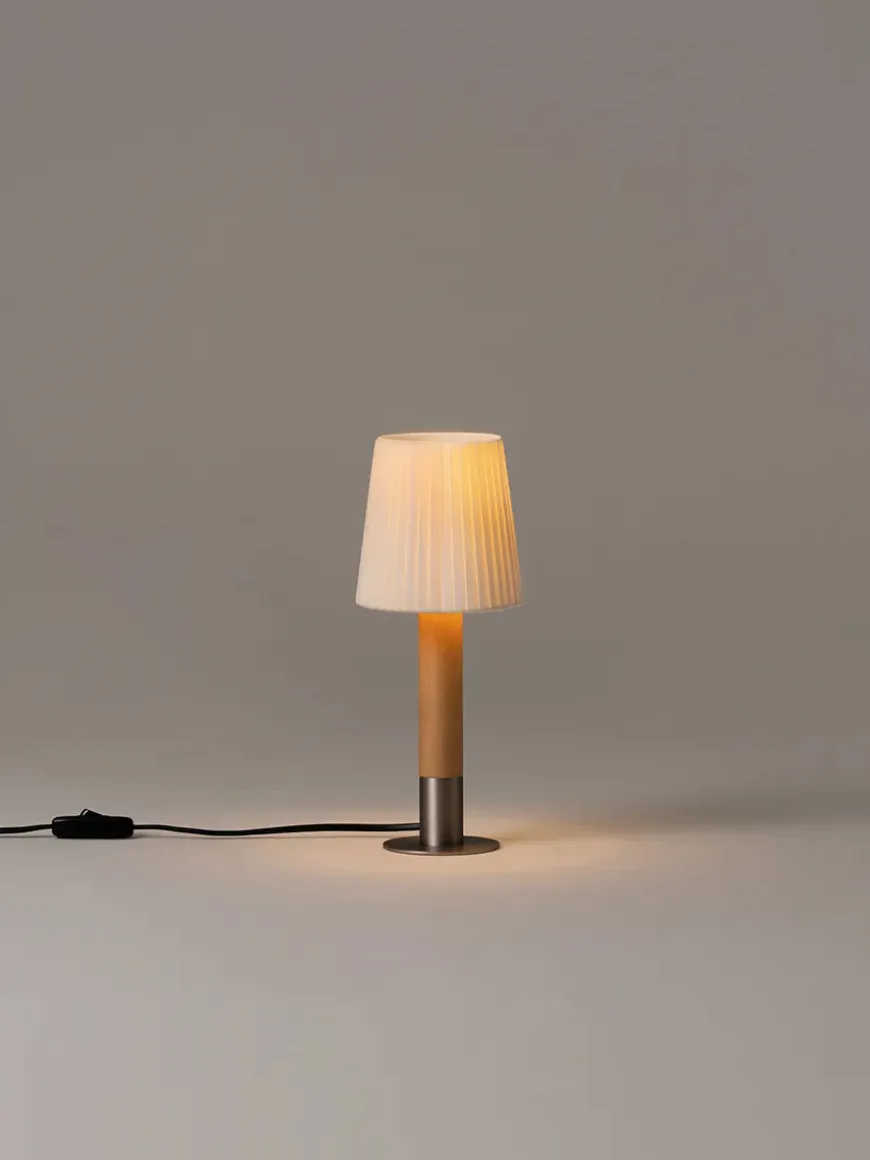 Básica M2 Bordlampe fra Santa and Cole