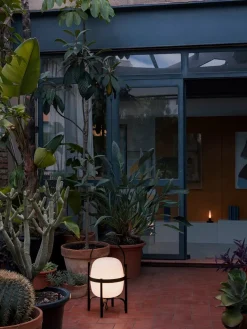 Cesta Exterior Lampe fra Santa and Cole