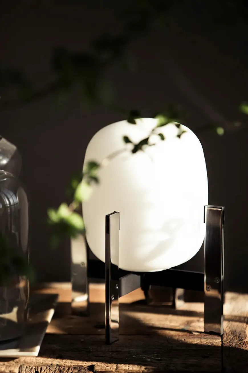 Cestita Metal Lampe fra Santa and Cole