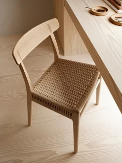 CH23 Spisestol, eg/valnød olie af Hans J. Wegner