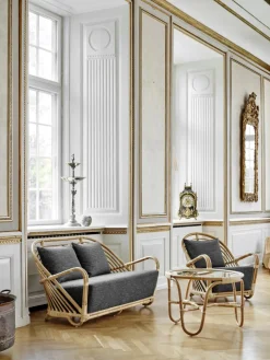 Charlottenborg Bord af Arne Jacobsen