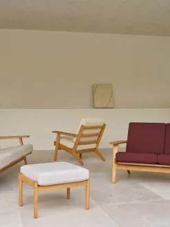 CH290F skammel, eg olie af Hans J. Wegner