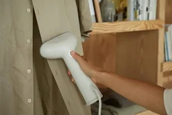 Cirrus No.3 Iron Steamer, Sand fra Steamery Stockholm