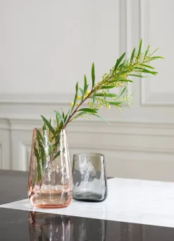 Collect Crafted Glass Vases fra &Tradition