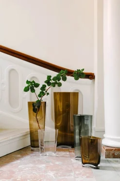 Collect Glass Vases, Smoked fra &Tradition