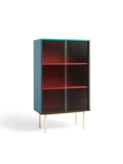 Colour Cabinet, medium med glasdøre fra Hay