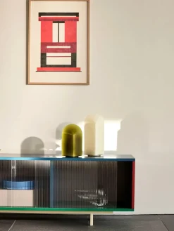 Colour Cabinet, tall med glasdøre fra Hay