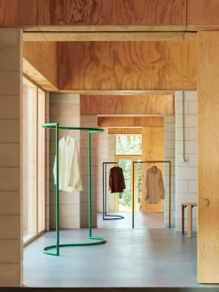 Colour Rack C-Shape fra Hay