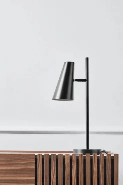 Cono Table Lamp fra Woud