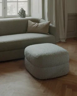 Covent Pouf, small fra New Works