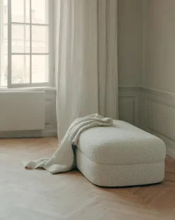 Covent Pouf, small fra New Works