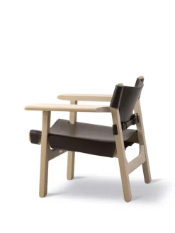 Den Spanske Stol i sort læder, valnød olie af Børge Mogensen