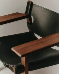 Den Spanske Stol i sort læder, eg sort lak af Børge Mogensen