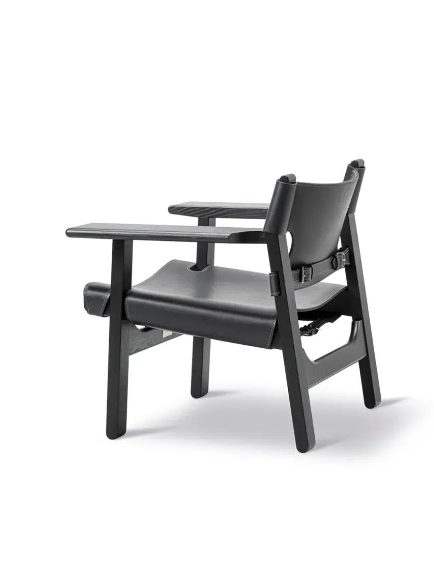 Den Spanske Stol i sort læder, eg sæbe af Børge Mogensen