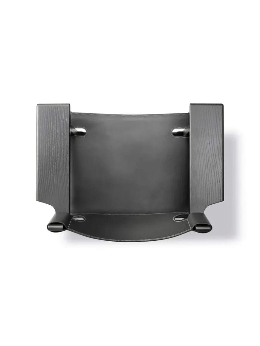 Den Spanske Stol i sort læder, eg sæbe af Børge Mogensen