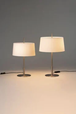 Diana Menor Bordlampe fra Santa and Cole