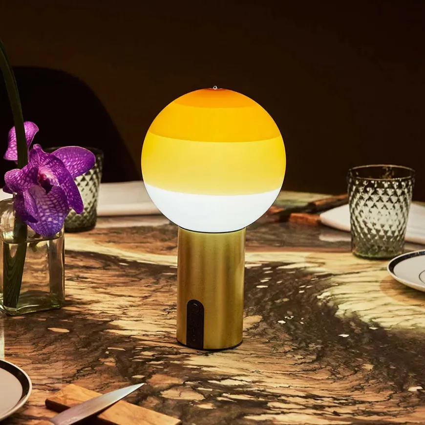 Dipping Light Portable bordlampe fra Marset