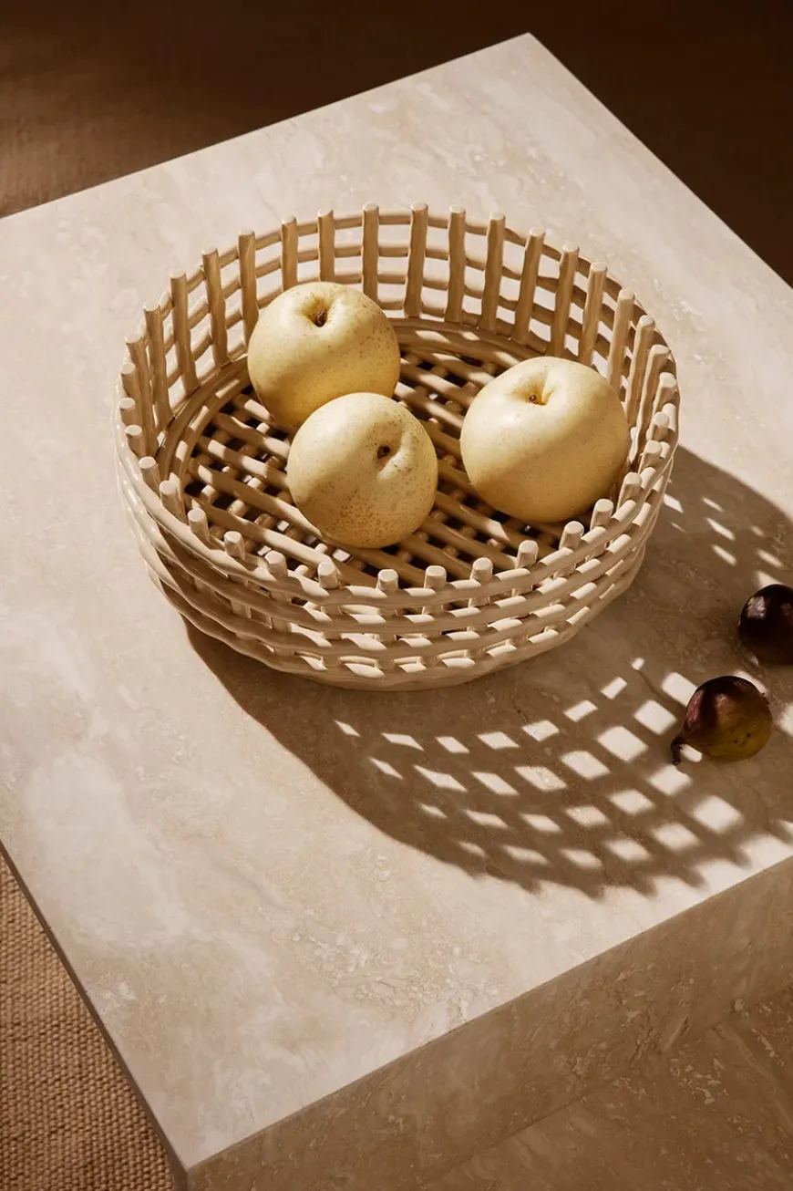 Distinct Coffee Table, Dark Brown Travertine fra Ferm Living