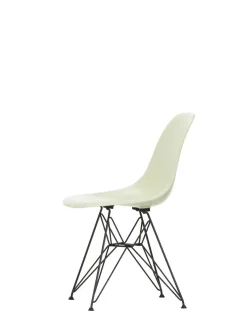 Eames Fiberglass Chair DSR, sortlakeret fra Vitra