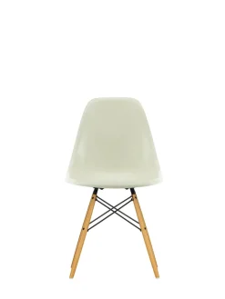 Eames Fiberglass Chair DSW, lys ahorn fra Vitra