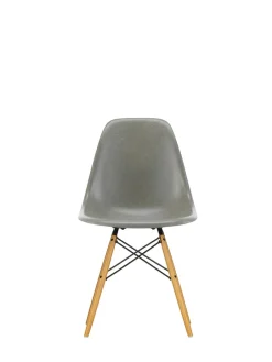 Eames Fiberglass Chair DSW, lys ahorn fra Vitra