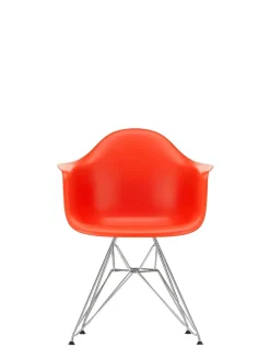 Eames Plastic Armchair DAR, forkromet fra Vitra