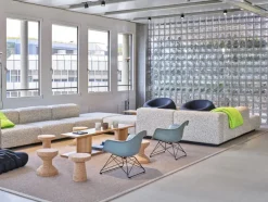 Eames Plastic Armchair LAR, hvidlakeret fra Vitra