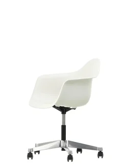 Eames Plastic Armchair PACC fra Vitra