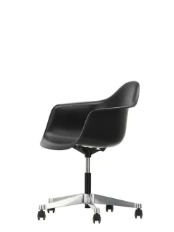 Eames Plastic Armchair PACC fra Vitra