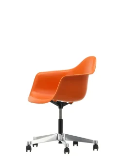 Eames Plastic Armchair PACC fra Vitra