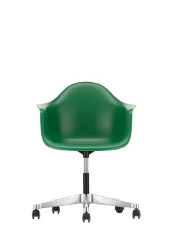 Eames Plastic Armchair PACC fra Vitra