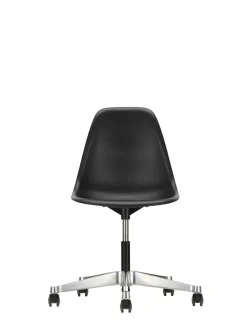 Eames Plastic Side Chair PSCC fra Vitra