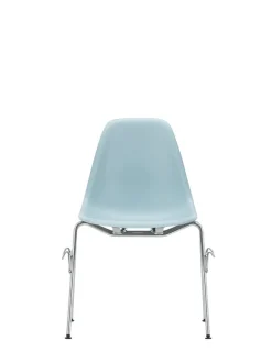 Eames Plastic Side Chair DSS, stabelbar fra Vitra