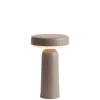 Ease Portable Lamp fra Muuto