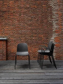 13Eighty Armchair fra Hay