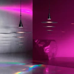 Enigma 425 pendel fra Louis Poulsen