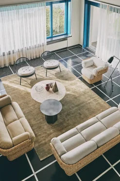 Epic Coffee Table Ø60 cm, steel fra GUBI