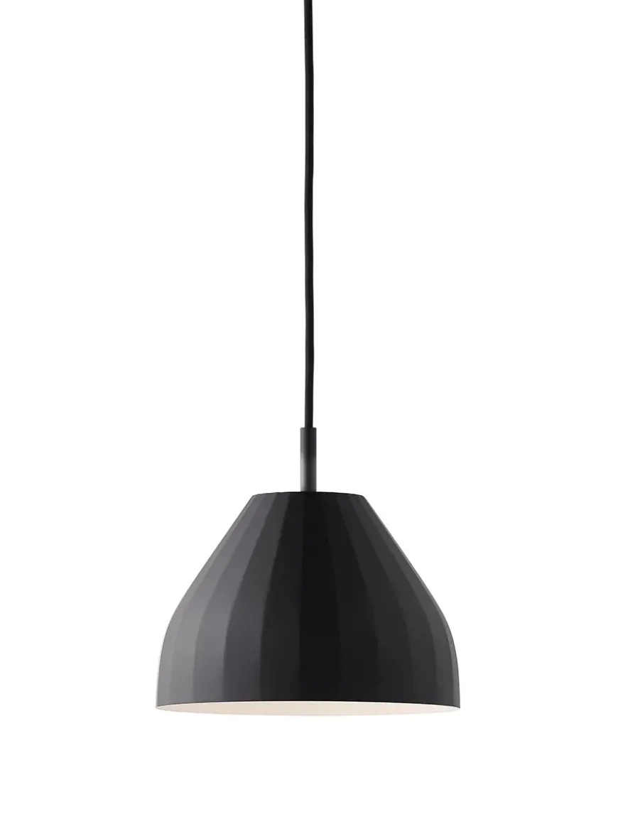 Facet 140 Pendel, sort fra Le Klint