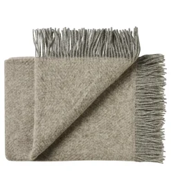 Fanø Plaid, light nordic grey fra Silkeborg Uldspinderi