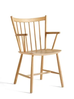 FDB J104 Spisestol, dark oiled oak fra Hay