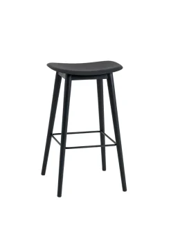 Fiber Bar Stool Wood fra Muuto