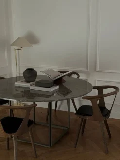 Florence spisebord Ø145, white viola fra New Works