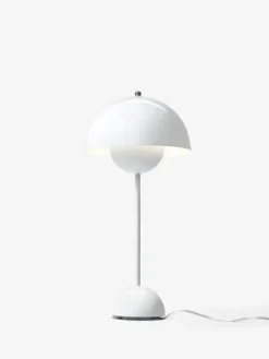 Flowerpot VP3 bordlampe af Verner Panton