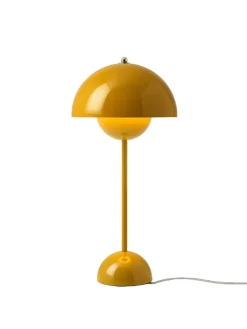 Flowerpot VP3 bordlampe af Verner Panton