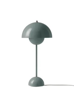 Flowerpot VP3 bordlampe af Verner Panton