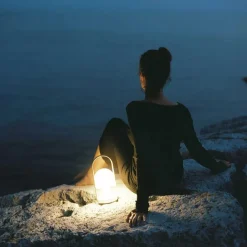 Follow Me grøn bordlampe fra Marset